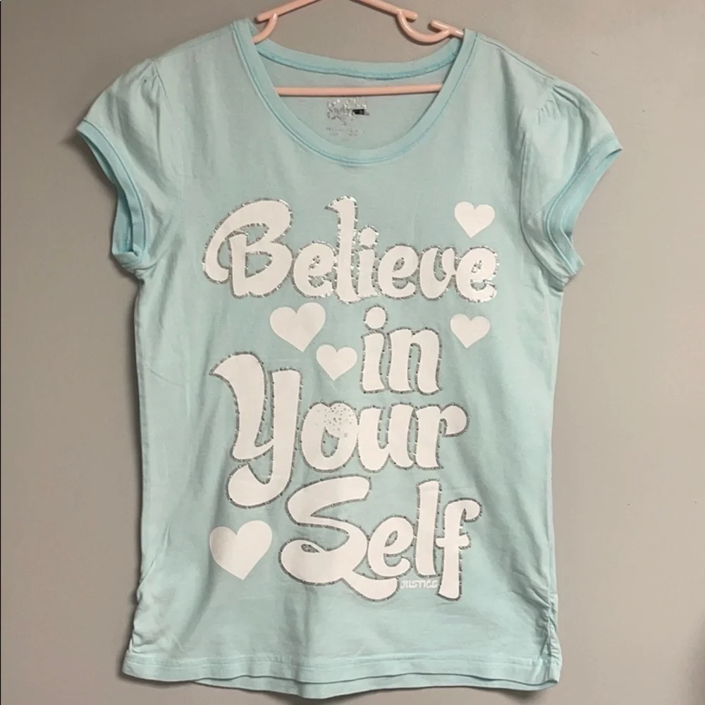 Girl's Justice light blue graphic Tee, L 14